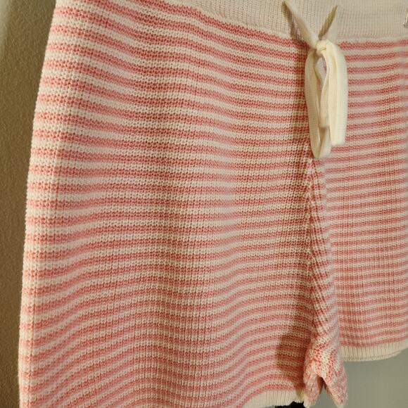 PEACH LOVE NWT Pink & White Stripe Knit Shorts, Size Medium - Picture 3 of 6